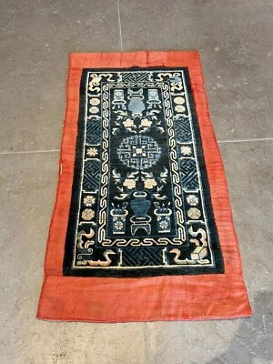 Alfombra tibetana antigua vintage de finales del siglo XIX en muy buen estado recién lavada Foto 1 de 4