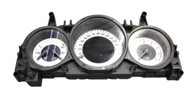 Cuadro velocímetro instrumento Mercedes W204 C250 C350 12-14 A2049005213 OEM Foto 1 de 4