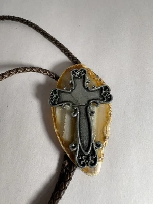 Collar de corbata Bolo de piedra ágata cruz marrón occidental Foto 1 de 4