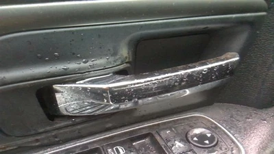 RAM1500 2014 manija de puerta interior 29017349 Foto 1 de 4