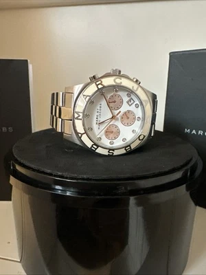 Marc Jacobs Reloj Damas Caja Resistente al Agua Estuche de Almacenamiento con Folleto Auténtico Foto 1 de 4