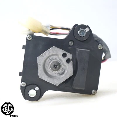 Kawasaki Ninja ZX6R 2011 servo de escape Foto 1 de 4