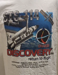 YOUTH NASA SPACE SHUTTLE DISCOVERY RETURN TO FLIGHT T-SHIRT STS-114 * S * L - Picture 1 of 9