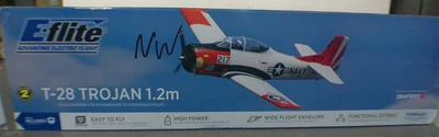 E-Flite T-28 Trojan 1,2 m BNF Basic EFL18350 Foto 1 de 4
