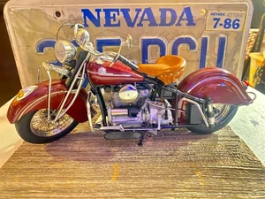 Franklin Mint 1942 Indian Die Cast Motorcycle 1:10 Model 442 Original Box - Picture 1 of 15