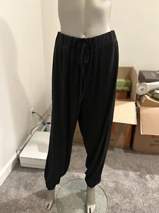 Black Sweatpants Size 3XL - Comfortable, Relaxed Fit, Ideal for Lounging - Picture 1 of 3