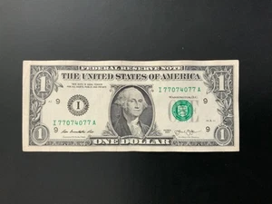 2013 $1 DOLLAR BILL I77074077A contains a 5-of-a-kind and 1 pair - Picture 1 of 4