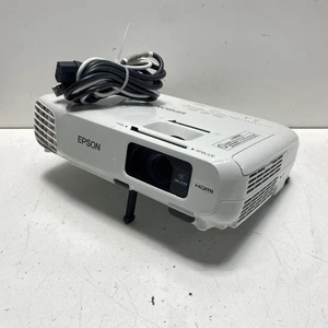 Epson H552A White Home Theater Projector - Picture 1 of 8