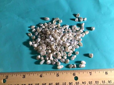 Lote de 198 perlas sueltas cultivadas barrocas pequeñas, ver fotos por tamaño. (arroz) Foto 1 de 4