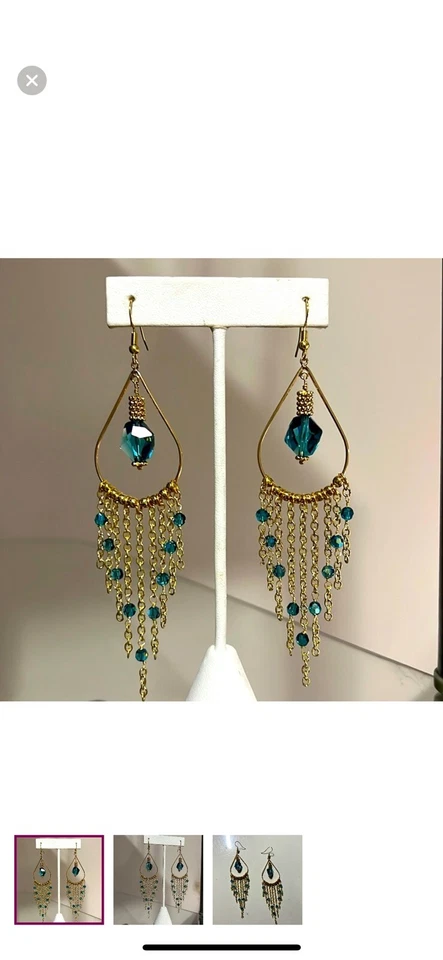 Pendientes araña Swarovski.   Hallazgos rellenos de oro.  Hecho a mano de 3 3/4 de largo Foto 1 de 3