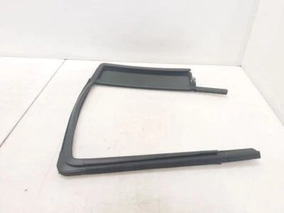 Jeep JK Wrangler OEM Puerta Trasera Pasajero Ventilación Ventana Vidrio con Sello 07-17 111458 Foto 1 de 4