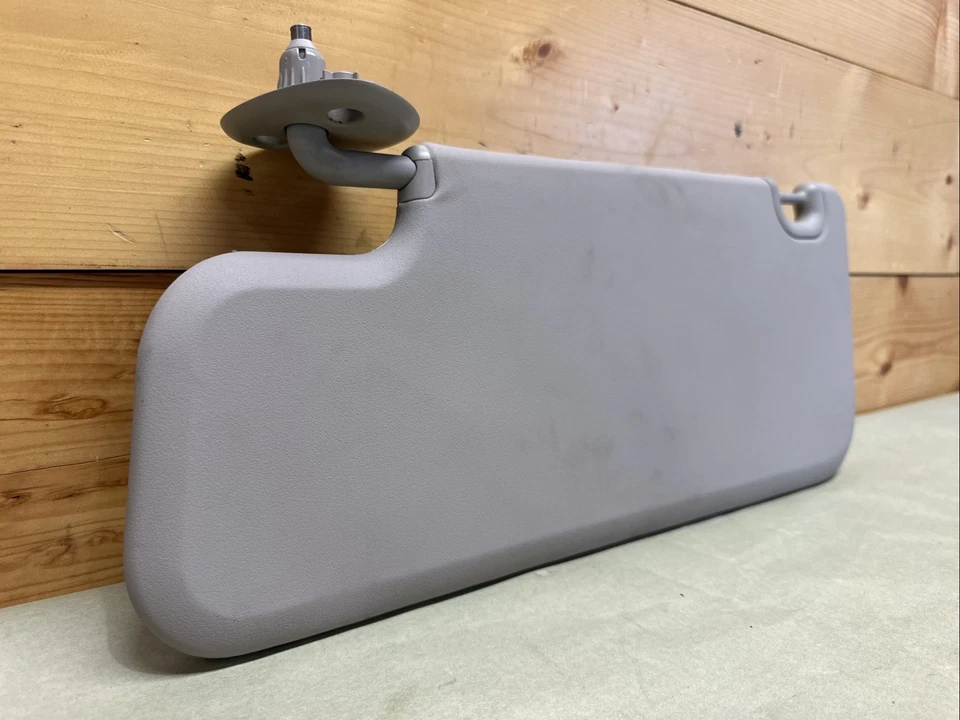 Parasol izquierdo lado del conductor OEM 2009-2012 Dodge Ram 1500 2500 3500 pantalla Foto 1 de 4