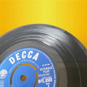 Jet Harris - Besame Mucho Rave Some People Real Wild Child - 7" Vinyl EP EX 1962 - Picture 1 of 9