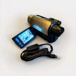 Sony Handycam DCR-HC37E Handheld MiniDV Camcorder Silver Tested - Picture 1 of 4