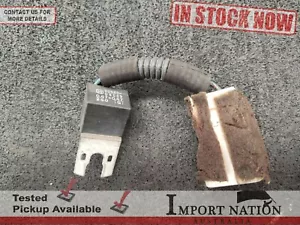 USED OEM FUSE - RELAY MODULE JDM TOYOTA 90980-04089 - Picture 1 of 5