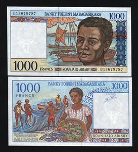 MAAGASCAR 1000 1,000 FRANCS P-76 1994 X 50 Pcs Lot BUNDLE BOAT FISH UNC BANKNOTE - Picture 1 of 1