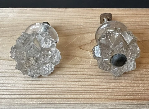 DS110-Unusual Pair Cut Pressed 6-Sided Antique Clear Glass Drawer Knobs Pulls Cover
