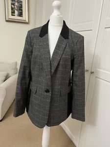 DKNY beautiful jacket - Picture 1 of 6