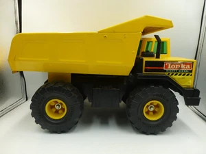Camión de volteo Tonka amarillo, EE. UU., metal con plástico, mediados de los 90, jugado con estado - Imagen 1 de 24