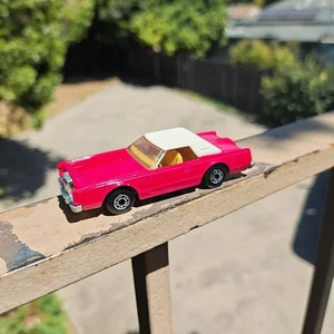 Matchbox Lesney Superfast Lincoln Continental Mk V No 36 1:64 1979 Red Car - Picture 1 of 8