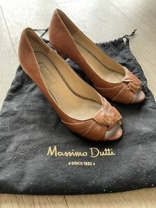 Massimo Dutti Heels With Duster Bag