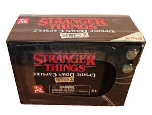 NUEVO EN CAJA Cápsula invertida Stranger Things SERIE 2 TV Modo Múltiples sorpresas YUME - Imagen 1 de 4