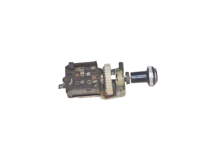 Jeep Cherokee XJ 84-91 OEM Interruptor de luz de cabeza Perilla de tracción 56001197 ENVÍO GRATUITO Foto 1 de 4