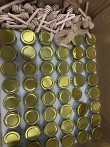 Baby Shower: Favors, Games and Guest Planner by List It! Now - Picture 1 of 4