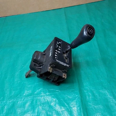 Caja selectora de cambios de piso Mercedes W210 E320 1996-1999 OEM 2022670137 Foto 1 de 4
