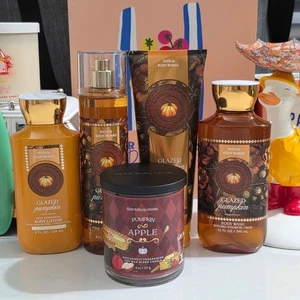 Bath & Body Works Glasierter Kürbis 5-teiliges Körperpflege- & Kerzenset Herbst 2025 NEU - Bild 1 von 6