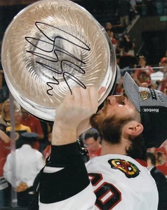 BRANDON SAAD signed (CHICAGO BLACKHAWKS) HOCKEY 8X10 photo AUTOGRAPHED W/COA #1 - Picture 1 of 1
