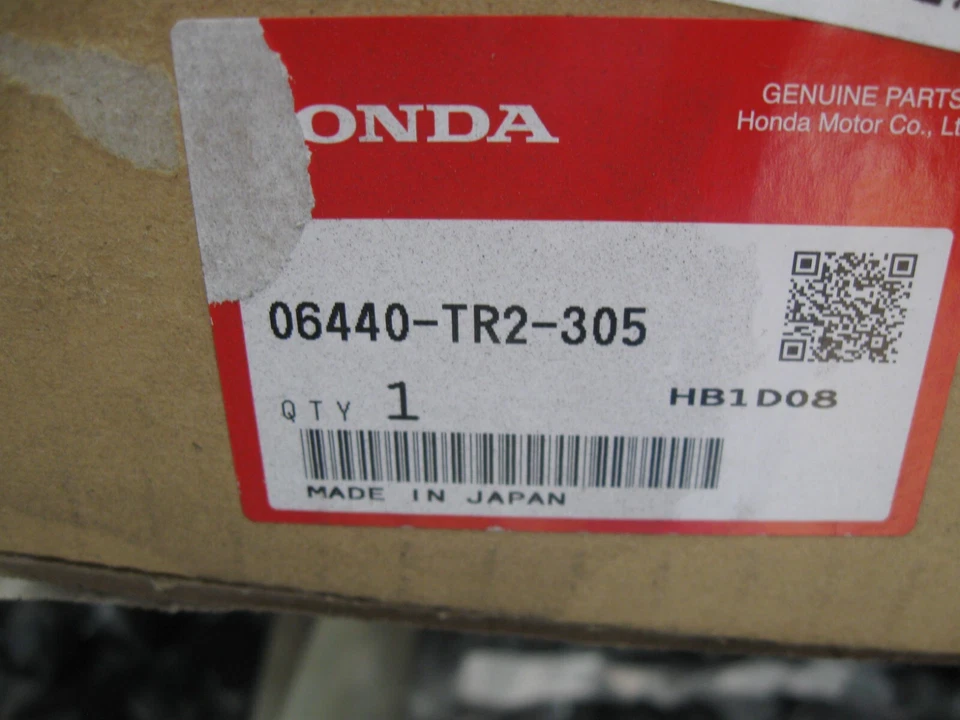 Honda 06440-TR2-305 CV Drive Shaft Set Assembly for 13-15 Acura ILX - Image 1 of 1