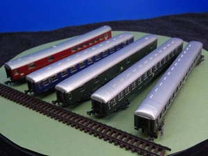 Atlas 5 Stück D-Zug Wagen gebraucht 1:160 NB145 - Bild 1 von 5