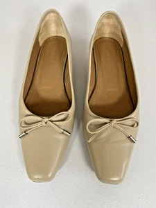 Geschmeichelte Damen-Ballerinas Monica beige hautfarben Leder Slipper Schleife US-Größe 8 - Bild 1 von 10