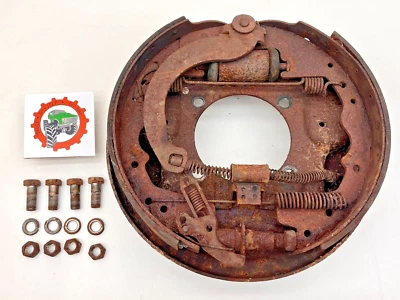 69-75 International IHC Dana 60 placa de apoio de freio carregada direita 12x2 1/2" sapatos - Imagem 1 de 4