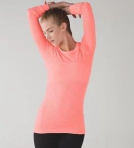Lululemon Women Size 8 SWIFTLY LS CREW CANDY CANE Gym Running Workout Perform - Picture 1 of 7