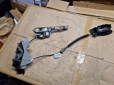 PEUGEOT 3008 2009-2015 LADO PASAJERO PUERTA DELANTERA MECANISMO BLOQUEO Foto 1 de 4