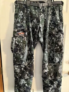 Sitka Stratus Pants Optifade Forest Men’s Size XL 🍒 - Picture 1 of 11