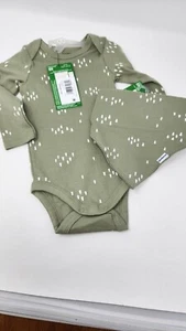 Modern Moments Gerber Sage green tree onsie snap top size 3-6M and bib - Picture 1 of 1