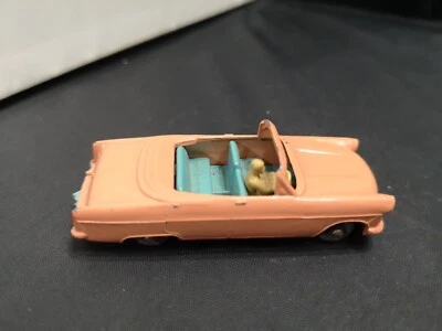 W285-MATCHBOX LESNEY No39A FORD ZODIAC CONVERTIBLE. - Image 1 of 4