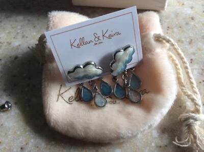 Kellen & Kiera orig. Pendientes colgantes de acero esmaltado 3D nube lluvia brillo azul nuevos en caja Foto 1 de 4