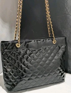 B.H. Smith Black Patent Leather Women's Quilted Chain Sling Shoulder Bag - Picture 1 of 17