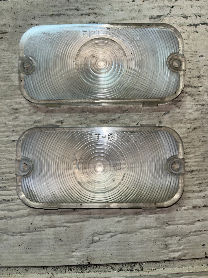 1966-1967 Ford/Mercury Comet Caliente передний бампер поворотник объектив L/R OEM - Изображение 1 из 4