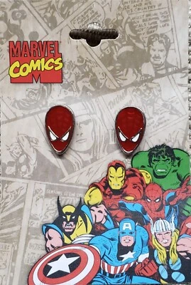 PENDIENTES STUD Esmaltados "SPIDER-MAN Mask" Marvel Comics, en Tono Plateado  Foto 1 de 3