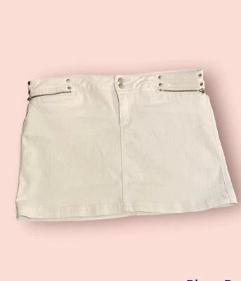 Women’s Venus White Jeans Mini Skirt Size 12 With Zipper Pockets - Image 1 of 4