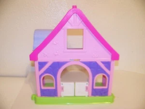 Fisher Price Little People Mias Pferdestall rosa Scheune - Bild 1 von 6