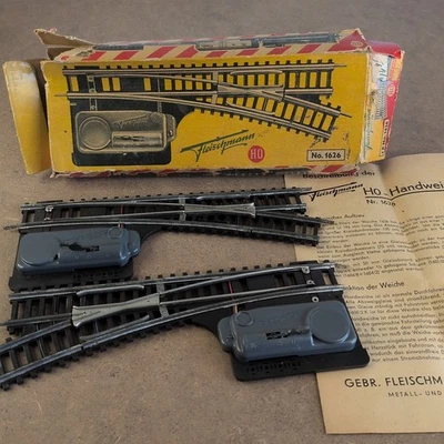 Fleischmann H0 Switch 1626  Left And Right In Box With Instructions - Image 1 of 4