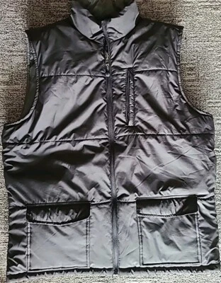 Chaleco acolchado IZOD para hombre negro y gris chaqueta reversible talla grande golf informal  Foto 1 de 4