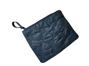 Bolsa con cremallera VIP Dare To Roam maquillaje azul marino y varios Organizador antimicrobiano - Imagen 1 de 3