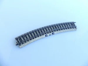 MARKLIN VOIE M RAIL COURBE DE COUPURE AVEC 2 BORNES - Picture 1 of 3